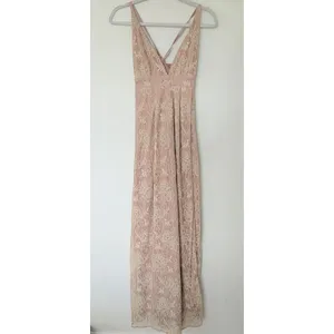 NWT Lulus Stolen Moments Dusty Pink Lace-Up Lace Maxi Dress Sz M thumbnail 2
