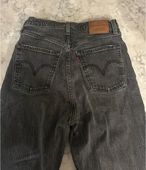 Black Levi’s thumbnail 3