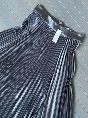 New York And Company Pleated Maxi Skirt In Carlson Grey Metalic NWT Skirt thumbnail 5