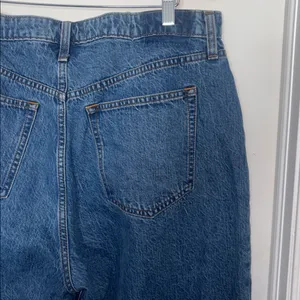 Abercrombie & Fitch Curve Love The Taper High Rise Jeans Blue Size 16 thumbnail 5
