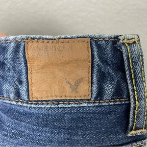 American Eagle Outfitters 100% Cotton Dark Blue Denim Jeans Size 4 thumbnail 7