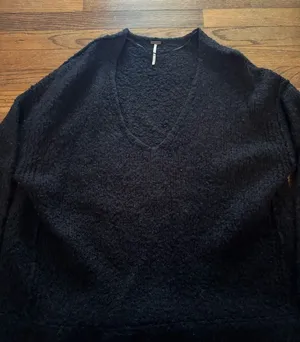Free People V-Neck Alpaca Blend Pullover Black Sweater Size Small thumbnail 1