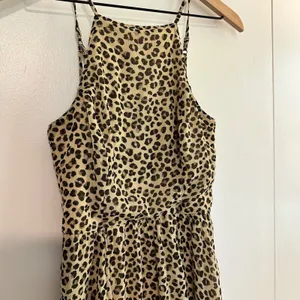 Abercrombie & Fitch | Cheetah Leopard Animal Print Halter Mini‎ Dress, Size XS thumbnail 3