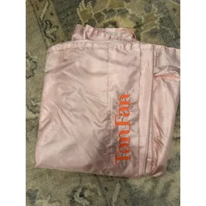 Tan Fan Self Tan Sleep Sac Open Side Pink- Protects Bedding From Tanner Stains thumbnail 3