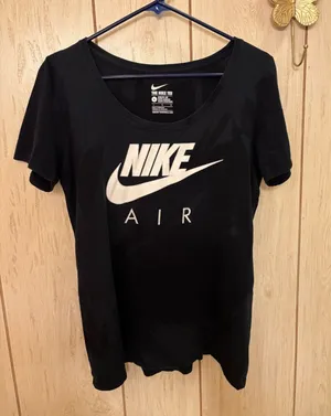 Nike Women's Black Tee with White Air Logo thumbnail 1