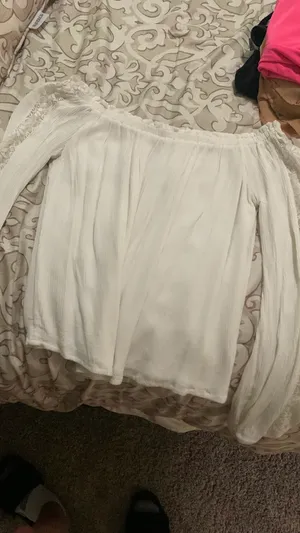 Off Shoulder Top White Size L thumbnail 1