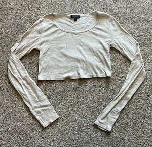 Crop Top thumbnail 1