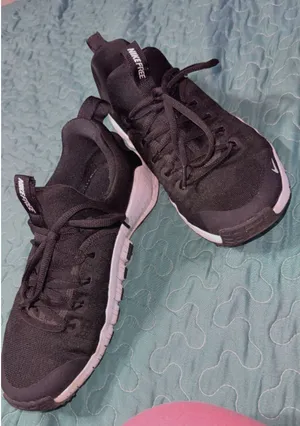Nike Metcon 6 Training Shoes size 7.5 thumbnail 1