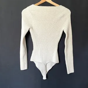 Abercrombie & Fitch beige tan princess neckline‎ knit bodysuit women's size M thumbnail 6