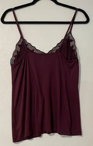 American Eagle Soft & Sexy Lace Trim Tank Top Burgundy Spaghetti Strap Camisole thumbnail 1