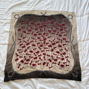 Vintage Jones New York 100% Silk Scarf Chess Piece Square Tan Red Kentucky Derby thumbnail 1