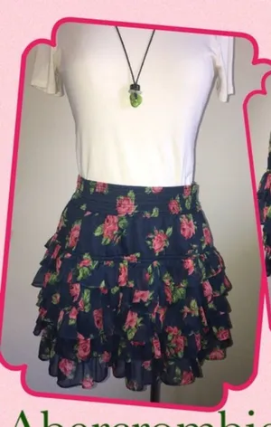 Abercrombie & Fitch mini skirt thumbnail 1