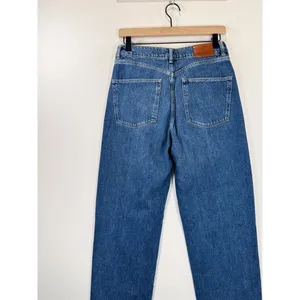 Massimo Dutti Womens Jeans Blue Denim Relaxed Fit Tapered High Rise Y2K Size 6 thumbnail 9