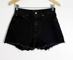 Abercrombie & Fitch Curve Love Mom Shorts Black Size 25/0 High Rise thumbnail 1