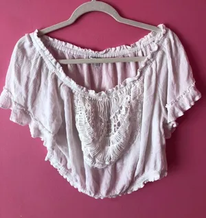 Crop Top White Size L thumbnail 1