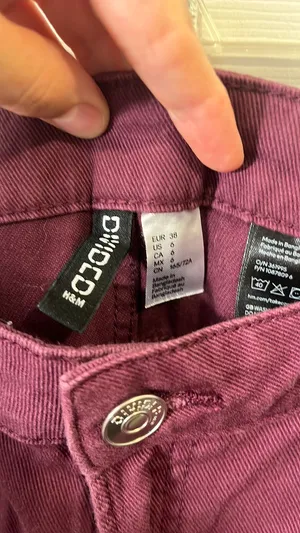 H&M Maroon Jeans thumbnail 3
