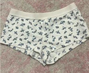 Edikted Sleep Shorts Floral thumbnail 1
