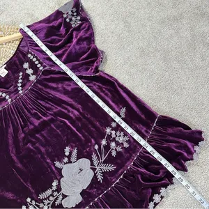 Sundance Embroidered Silk Blend Just Devine Tunic Top Purple Velvet Fairy Size M thumbnail 16