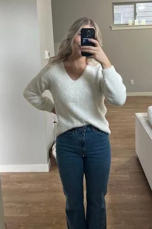 H&M Fluffy V-neck Sweater Size XS thumbnail 1