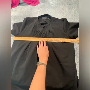 Figs black scrub top small thumbnail 9