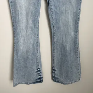 Judy Blue Size 32 Flare Mid Rise Knoxville Pin Tack Jeans thumbnail 2