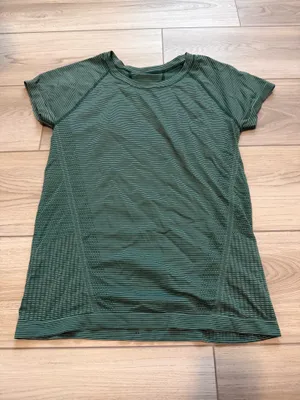 Athleta Momentum Seamless Tee thumbnail 2