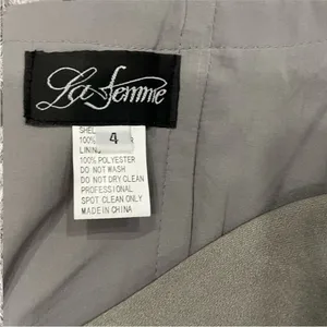 La Femme 25206 Surplice Off the Shoulder Gown Size 4 thumbnail 5