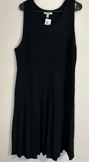 Edited by Remi Bader Pleated Dress 1x Black Stretch Sleeveless cocktail career thumbnail 1