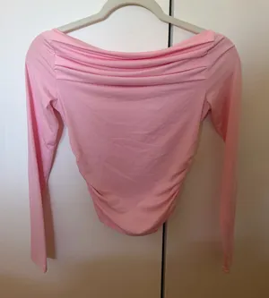 SheIn Crop top off the shoulder thumbnail 1