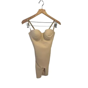 Skims Body Core - Sculpt Underwire Mid Thigh Bodysuit Small NWT Sand Authentic thumbnail 2