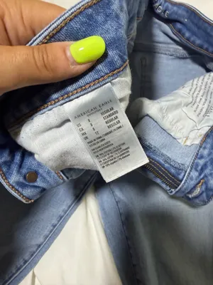 American Eagle Jeans thumbnail 3