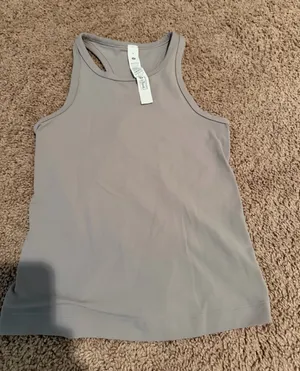Lululemon Tank thumbnail 1