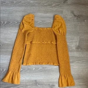 Cinq à Sept Ellis 100% silk puff-shoulder smocked top in marigold yellow XXS thumbnail 3
