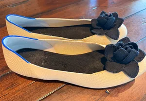 Rothy’s Petal Points Flats 8.5 thumbnail 1