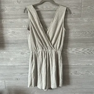 HEYSON Women's Grey Wrap V Neck Drawstring Waist Romper‎ Size S thumbnail 2