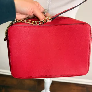 Michael Kors Jet Set East West Crossbody Bag Red Saffiano Leather Gold Hardware thumbnail 11