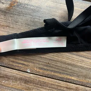Victoria’s Secret PINK Wear Everywhere Push Up Bra Striped Size 34B thumbnail 7