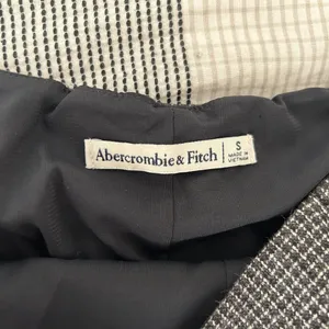 Abercrombie & Fitch Plaid Skirt Size Small thumbnail 2