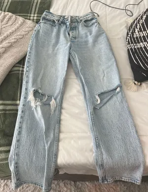 Abercrombie And Fitch Dad Jeans thumbnail 1