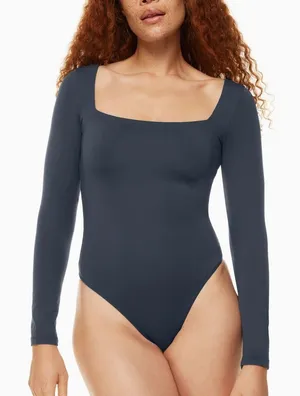 Babaton Aritzia Squareneck Long Sleeve Bodysuit Size Large in Total Eclipse thumbnail 1