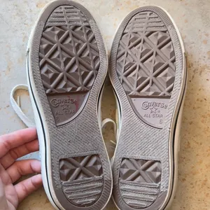 Converse Sneakers Women’s thumbnail 2