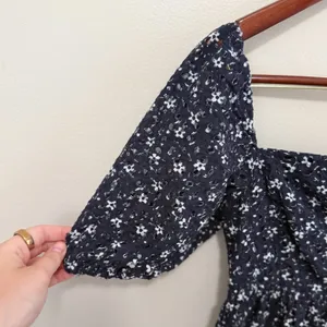 Anthropologie Maeve Navy Lillianne Floral Puff Sleeve‎ Eyelet Mini Dress Size 4 thumbnail 6