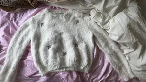 Francesca's Sweater thumbnail 1
