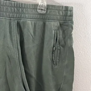 Aerie Women Green Twill Sweat Shorts Elastic Waist‎ size L thumbnail 4