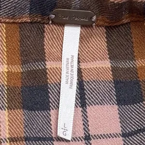 Free People‎ Cozy Dream Flannel Buttondown Oversized Raw Hem Feminine Outdoors L thumbnail 8