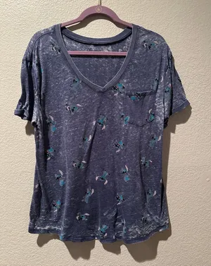 Disney Lilo & Stitch Experiment 626 Burnout Distressed V-neck Tee Sz L thumbnail 1