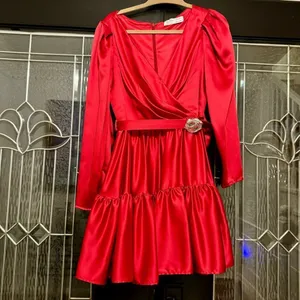 Ieena for Mac Duggal 26657 Buckle Belt Long Sleeve Dress in Rouge Size 10 thumbnail 4