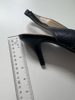 Ellen Tracy - Bindy- Dark Blue Classic Kitten-heel Pump - Size‎ 8. thumbnail 8