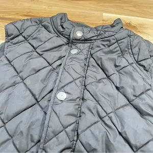 Gap Quilted Black Vest Women’s Small thumbnail 4