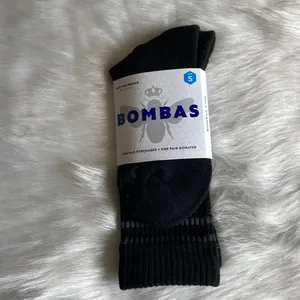 Bombas Women’s size 4-71/2/Youth Size 9-4 Solid Black Calf Socks NWT LAST PAIR thumbnail 8